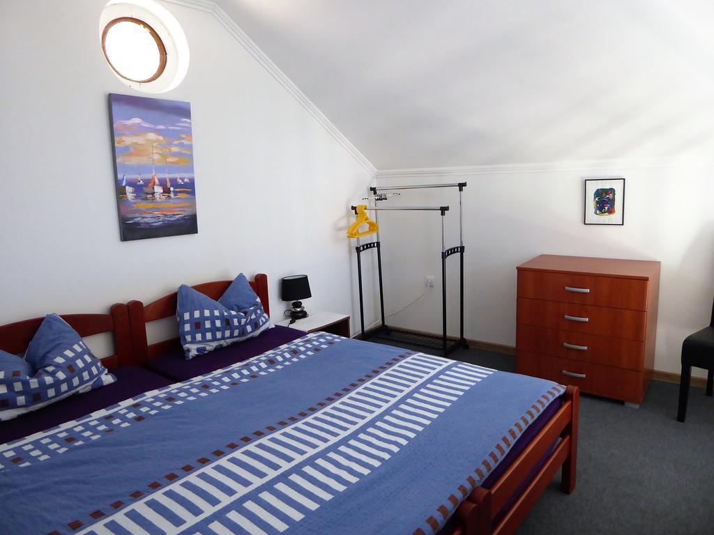 Cindy Apartment *
